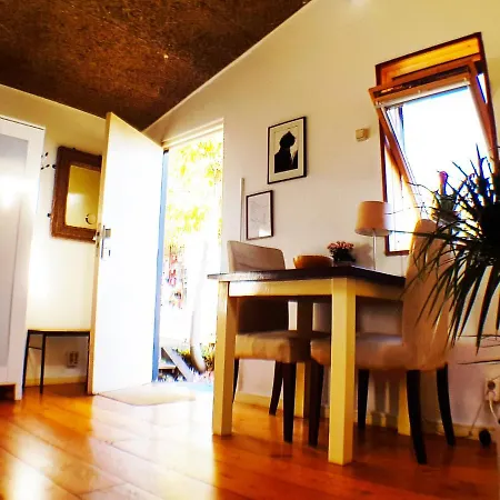 Bed & Breakfast Romantic Quiet On The Canal Amsterdam